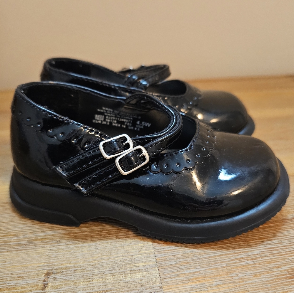 SMART STEP Little Girls Black Mary Janes, Shoes